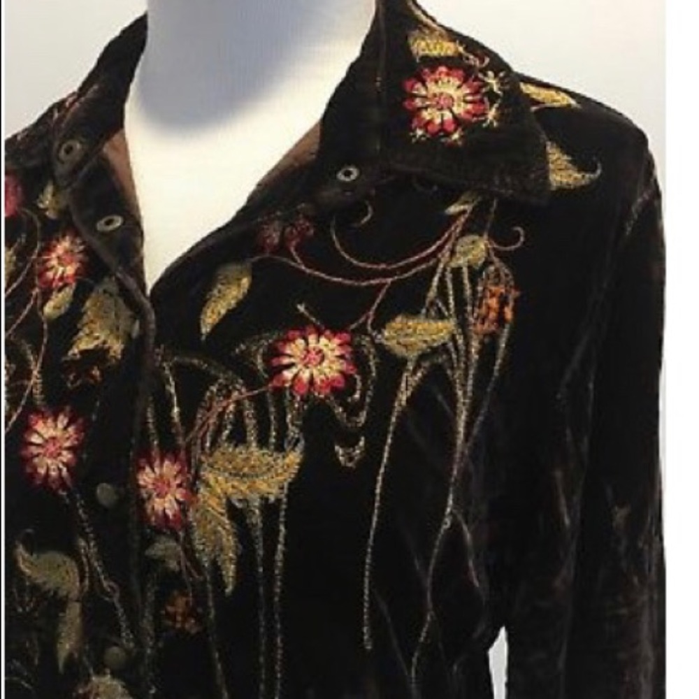 Crushed Velvet Embroidery Snap Shirt Top